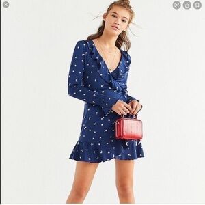 Urban Outfitters Blue Floral Ruffle Wrap D128
